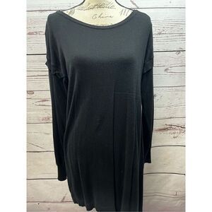 Isle by‎ Melis Kogan size medium black long sleeve sweater - 3067